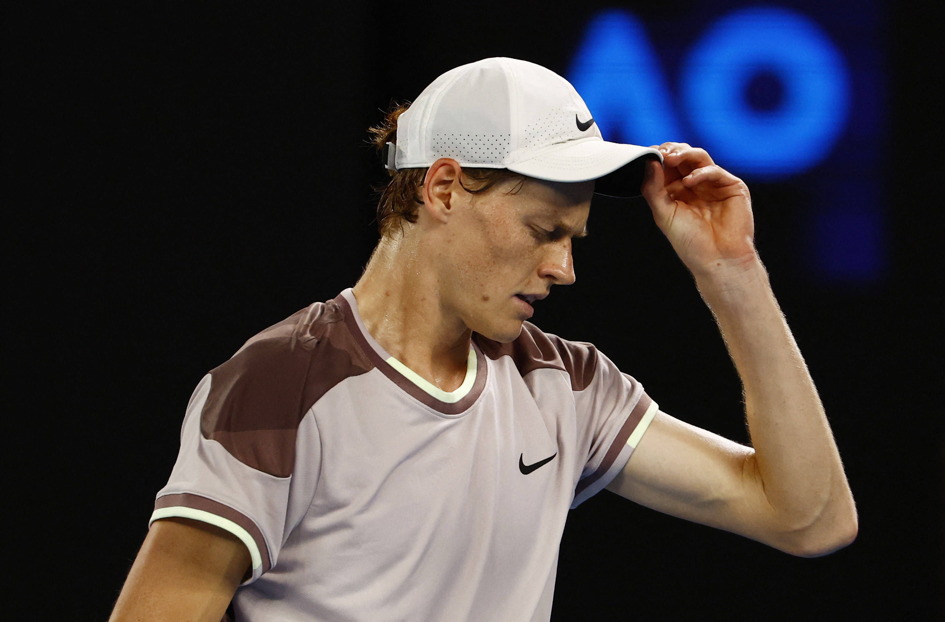 他的发球精 他的发球精