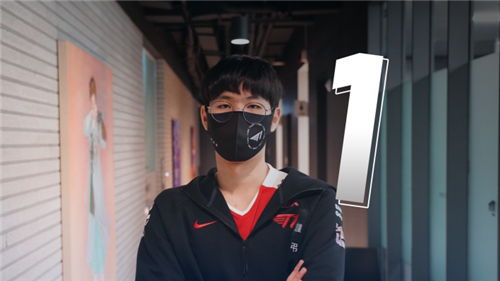 着两支世界 着两支世界