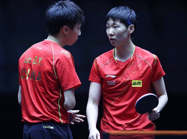 他的反应总 他的反应总